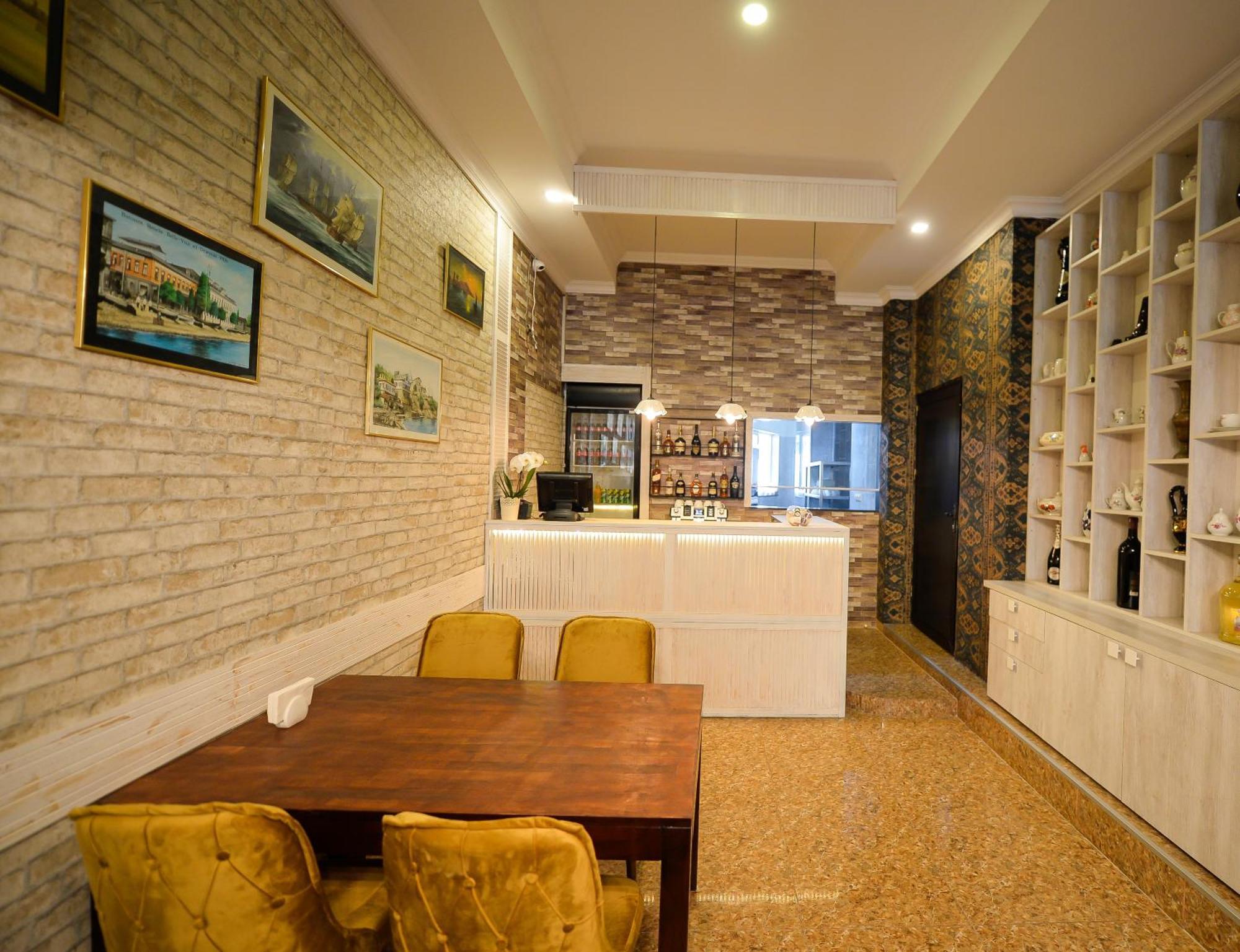 Aura Boutique Hotel Batum Dış mekan fotoğraf
