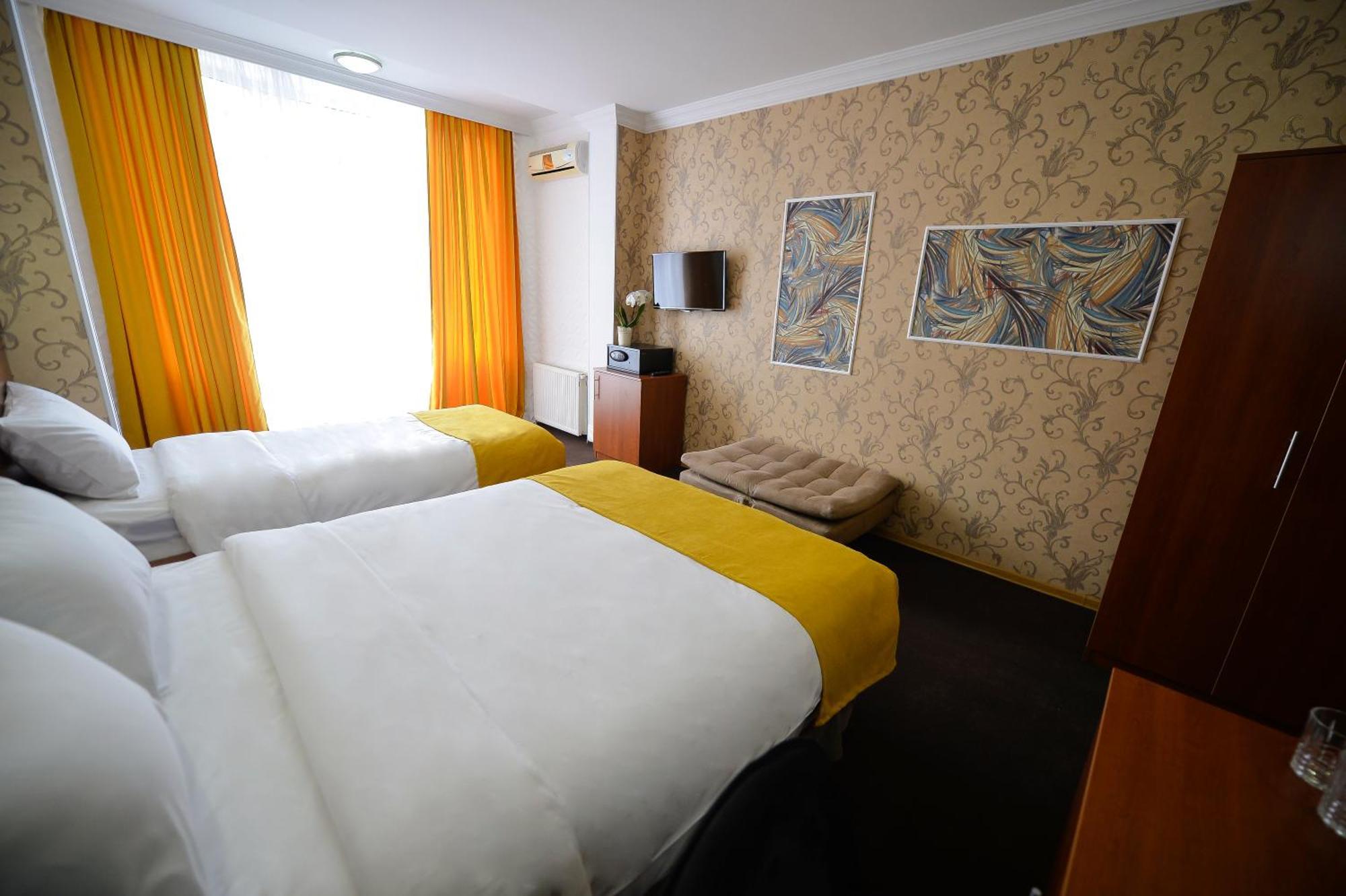 Aura Boutique Hotel Batum Dış mekan fotoğraf