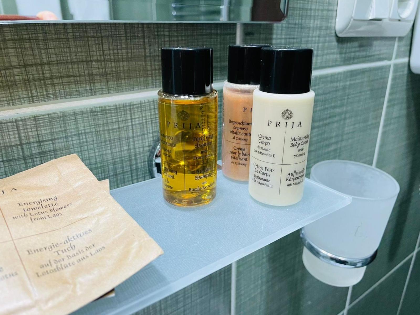 Aura Boutique Hotel Batum Oda fotoğraf