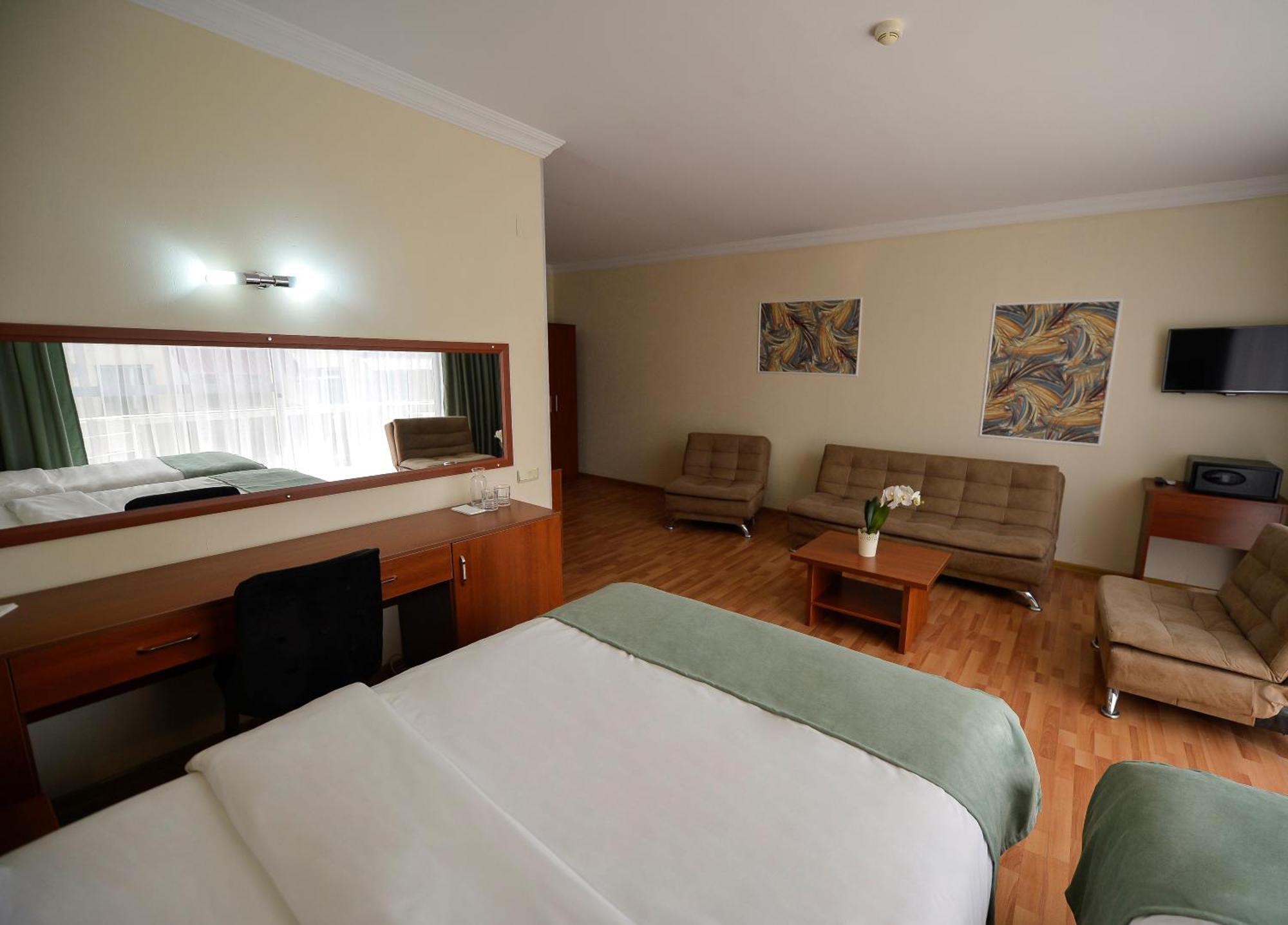 Aura Boutique Hotel Batum Dış mekan fotoğraf